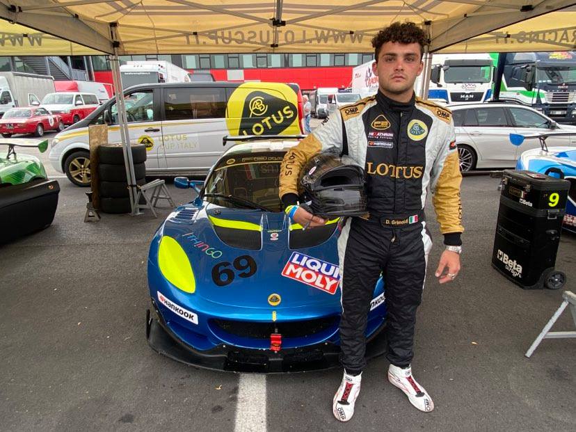 DANIEL GRIMALDI PUNTA A RICONFERMARSI LEADER DELLA LOTUS CUP ITALIA ANCHE A VALLELUNGA